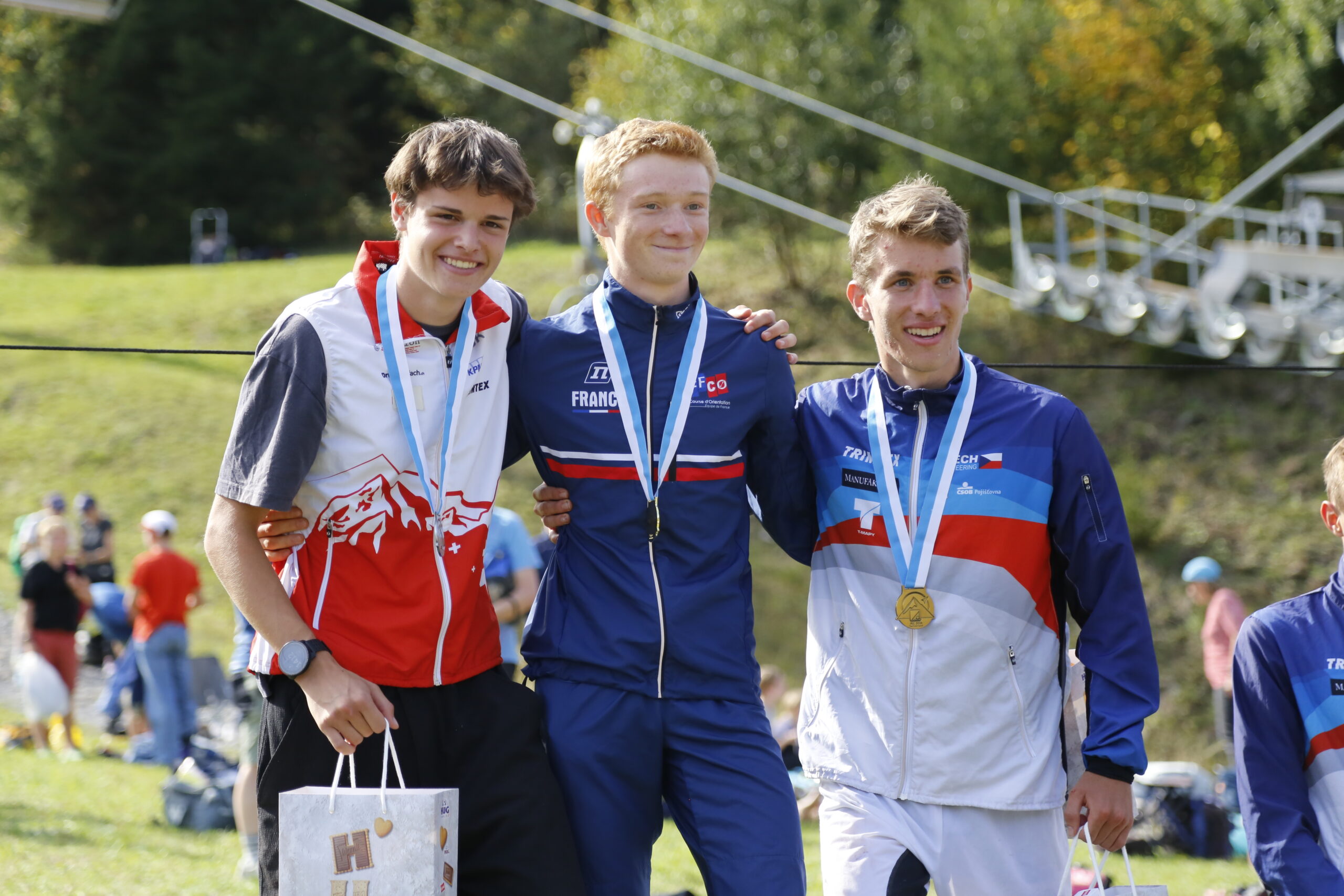 Coupe d&rsquo;Europe Junior (JEC) 2026 : Lucas Verjux sacré en Longue Distance, un beau week-end pour les jeunes Bleus en Suisse
